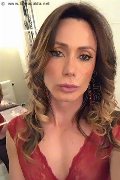  Trav Vivian 366 45 04 341 foto selfie 18